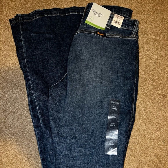 Wrangle Retro High Rise Flare - Picture 3 of 6